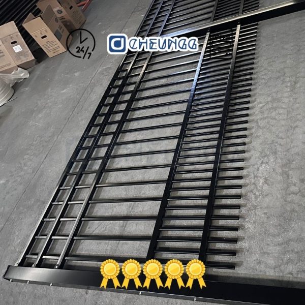 Flat Top Residential Fencing Panel | Factory Supplier China